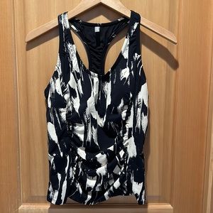 Garnet Hill, active tankini top in size 10.